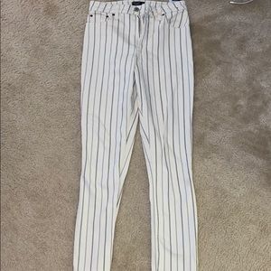 A&F white high rise slim jeans with stripes